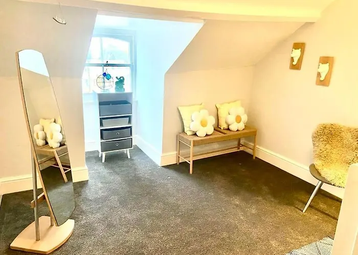 Central St Leonard\'S Maisonette