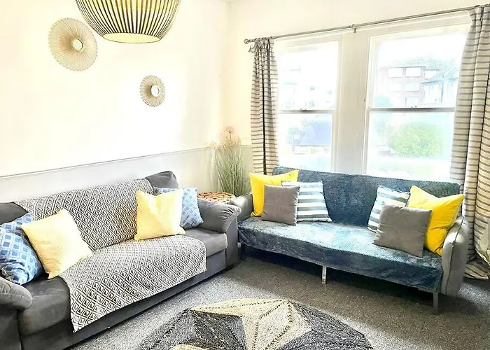 Central St Leonard\'S Maisonette